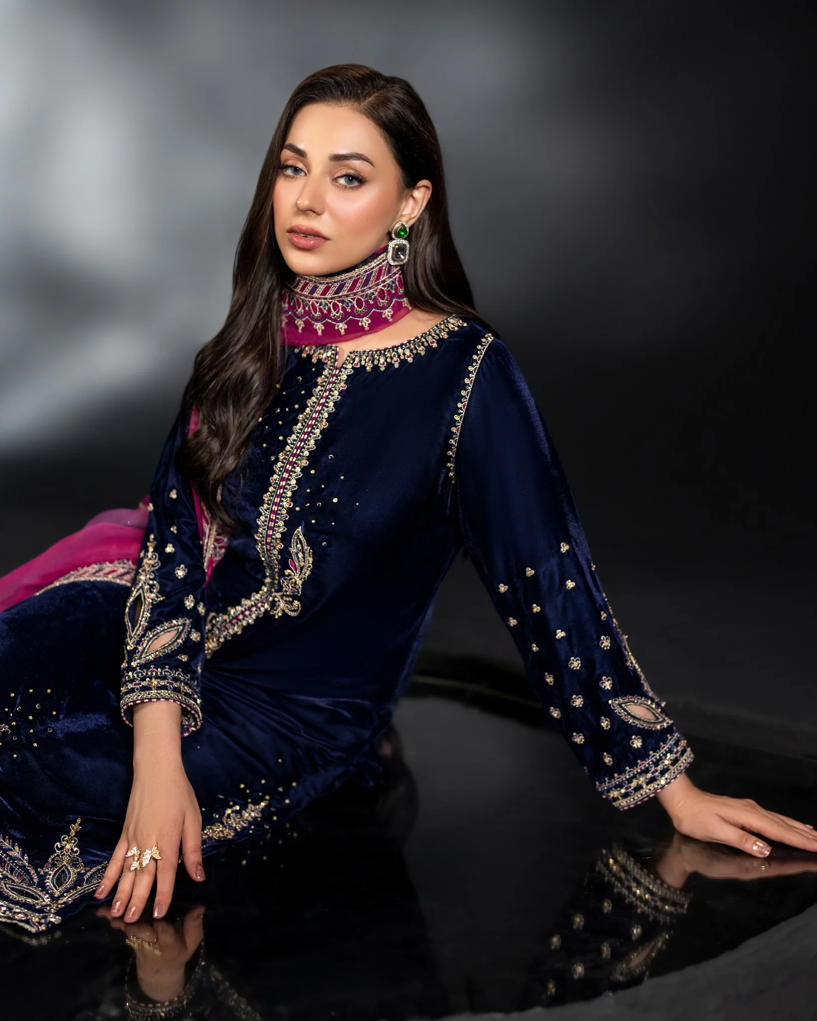 Naqshi Luxury Velvet Collection Unstitched IFRAH Micro Velvet 9000 - Image 6