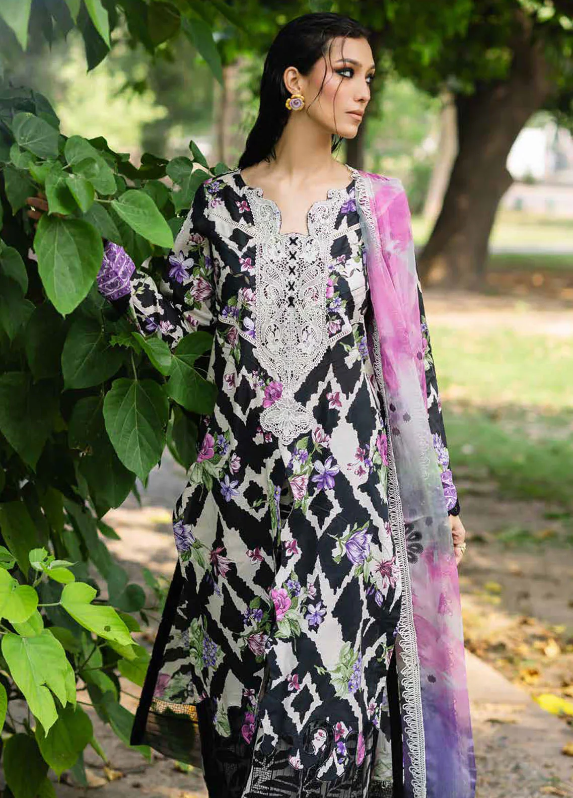 Nureh Chikankari Lawn Suits Unstitched 3 Piece DD-05 Daily Delights - Image 3