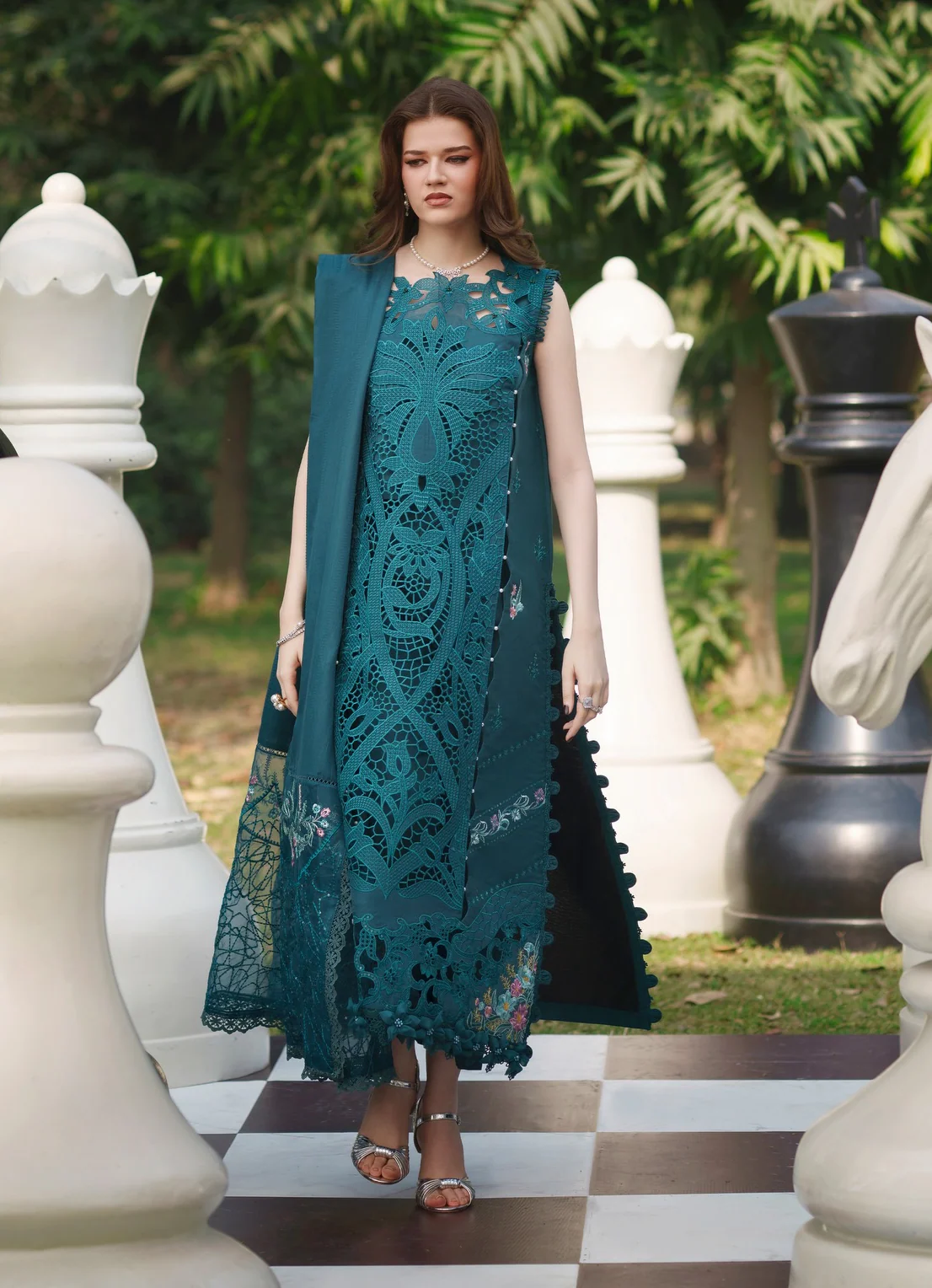 Parishay Luxury Lawn Embroidered 3 Pc Unstitched Suit SQ-04 ZINC - Image 3