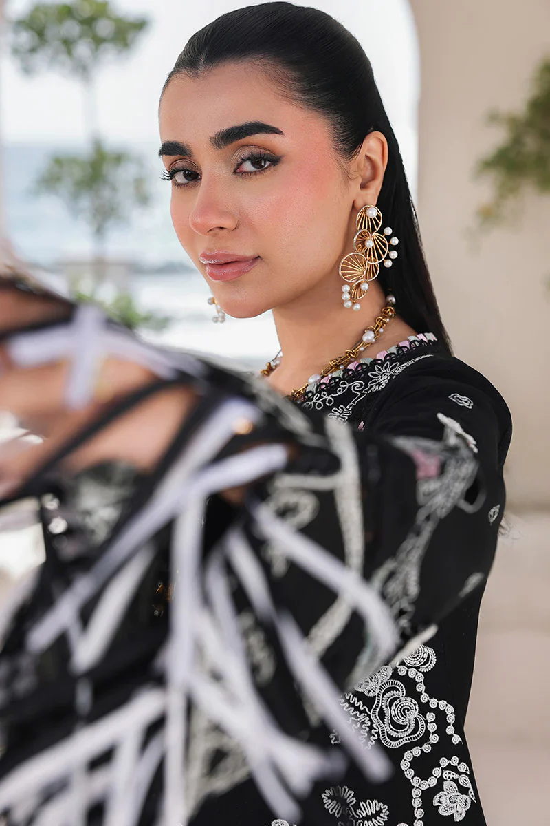 Qalamkar Luxury Lawn 3 Pc Embroidered Suit SA-02 LIANA Eid Collection - Image 6
