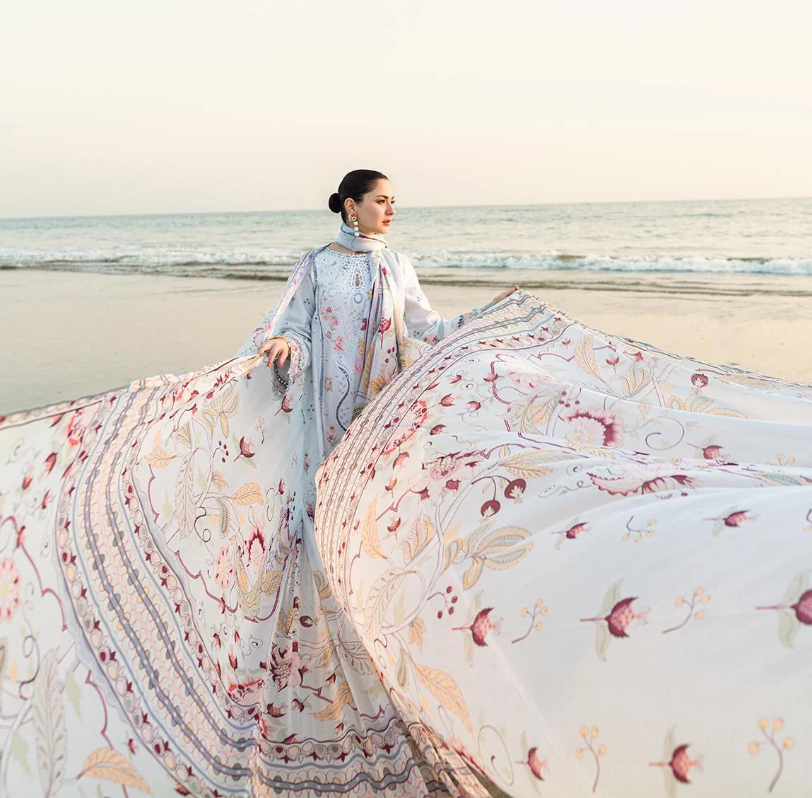 Qalamkar Luxury Lawn Embroidered 3 Piece Unstitched FK-02 Isabella - Image 6