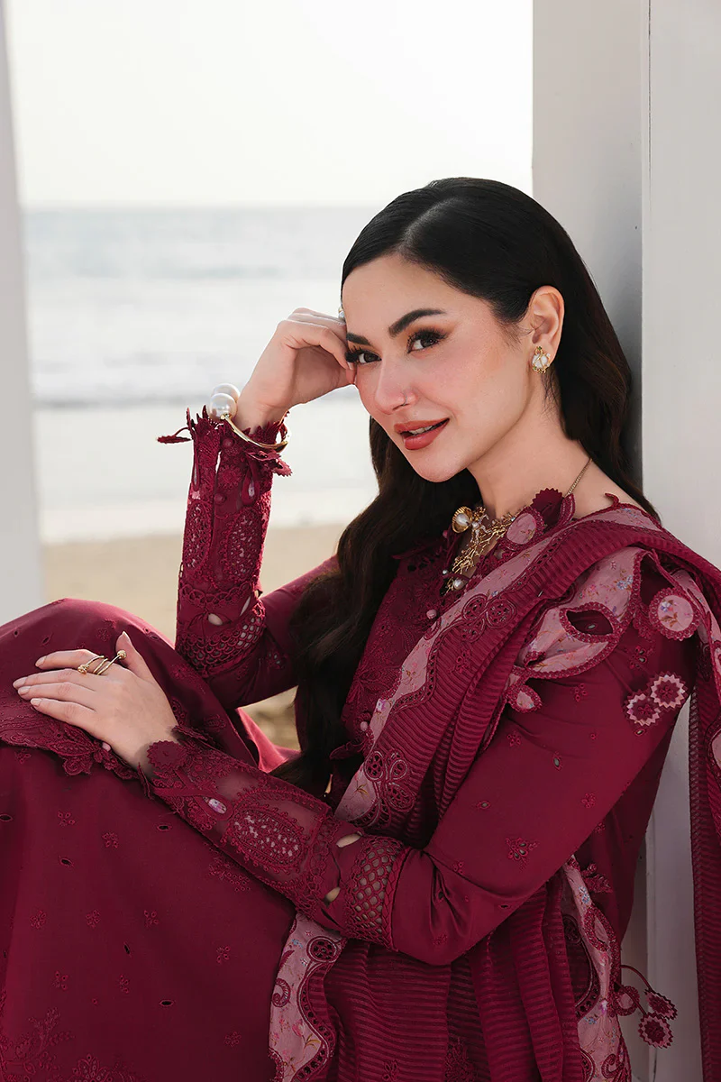Qalamkar Luxury Lawn Embroidered Collection NELAM - Image 4