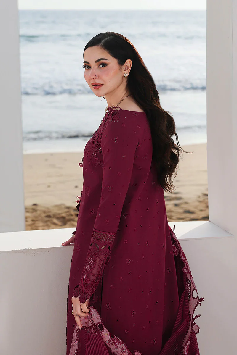 Qalamkar Luxury Lawn Embroidered Collection NELAM - Image 7