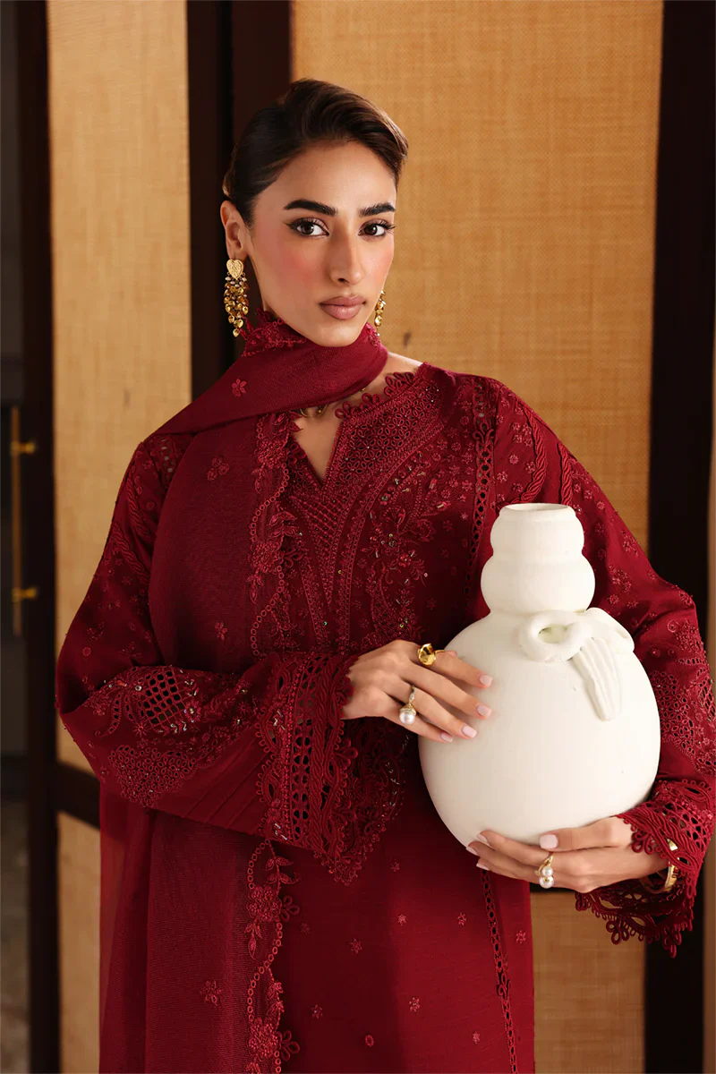 Qalamkar Luxury Lawn Embroidered Unstithced Suit LP-05 NIRA - Image 5