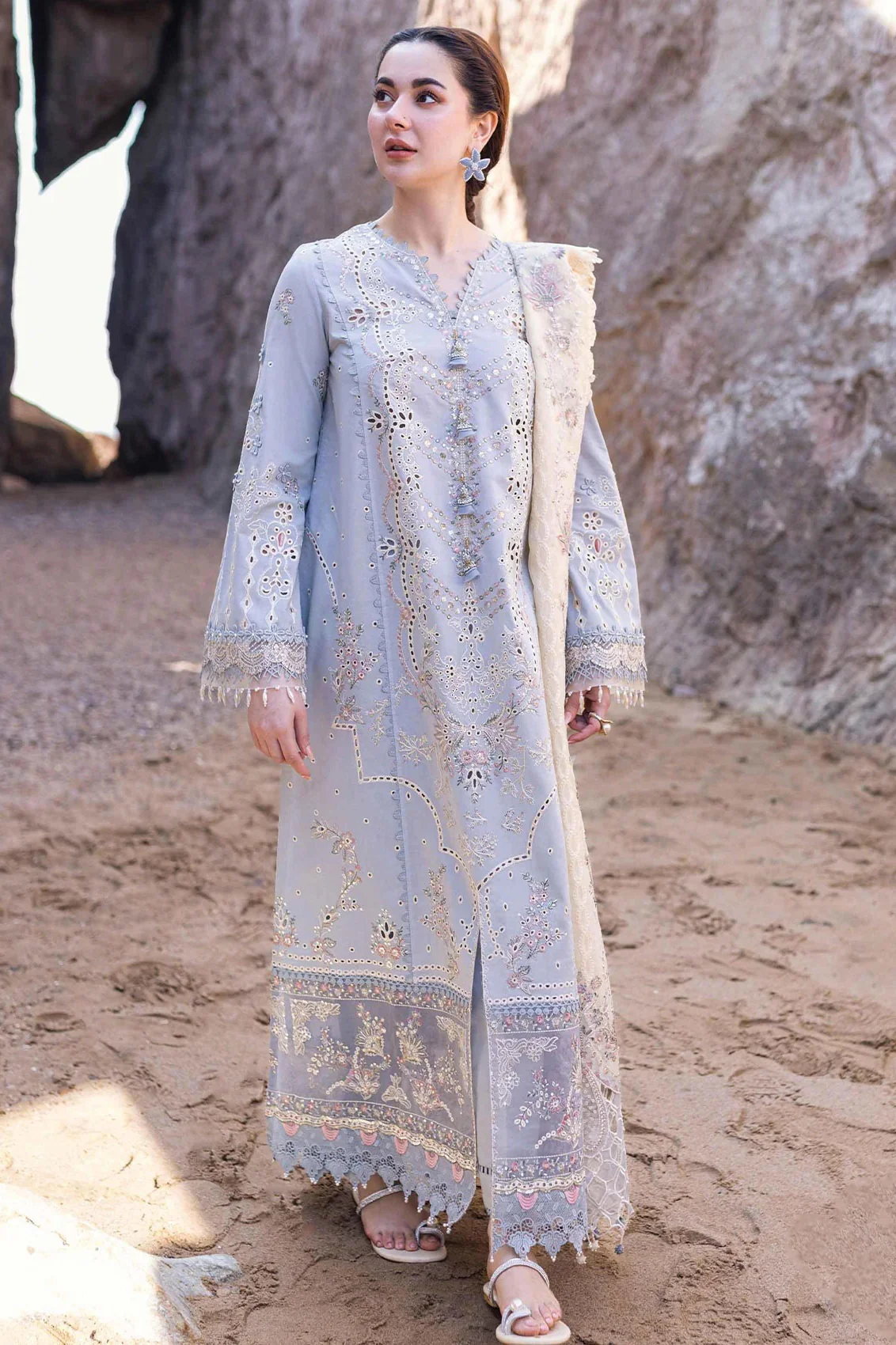 Qalamkar - Saahil Kinaare - Lawn Chikankari Unstitched 3Pcs - FP-04 Firuze - Image 2