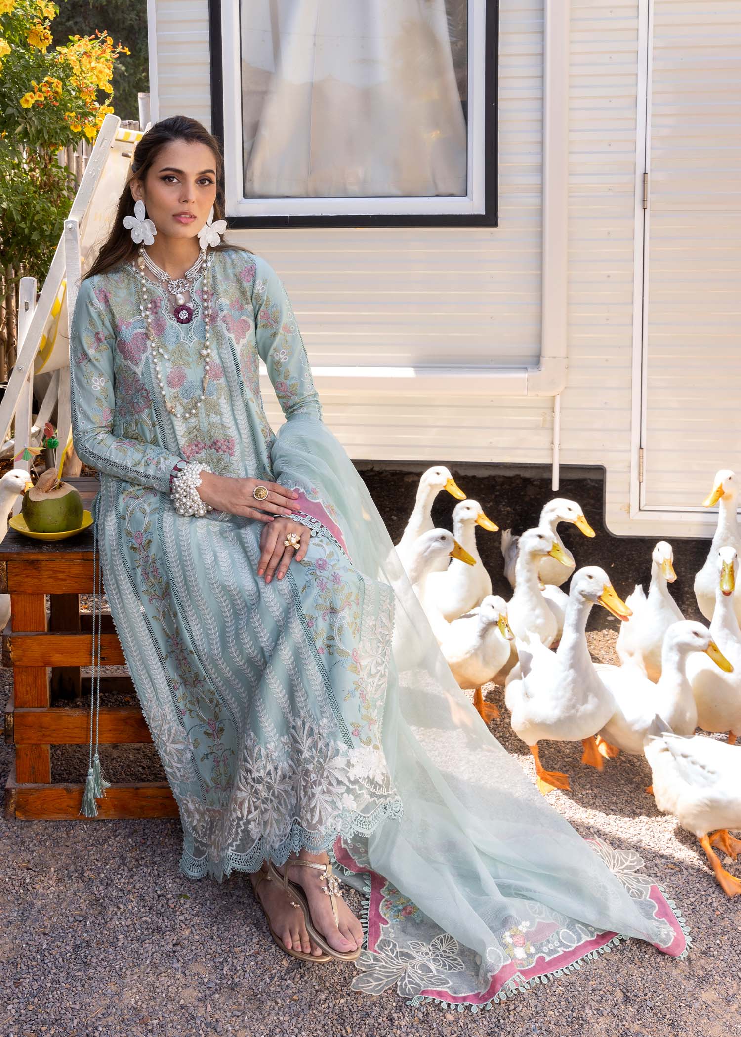 Saira Shakira Embroidered Luxury Lawn Unstitched 3Pc Suit DILARA-A - Image 3