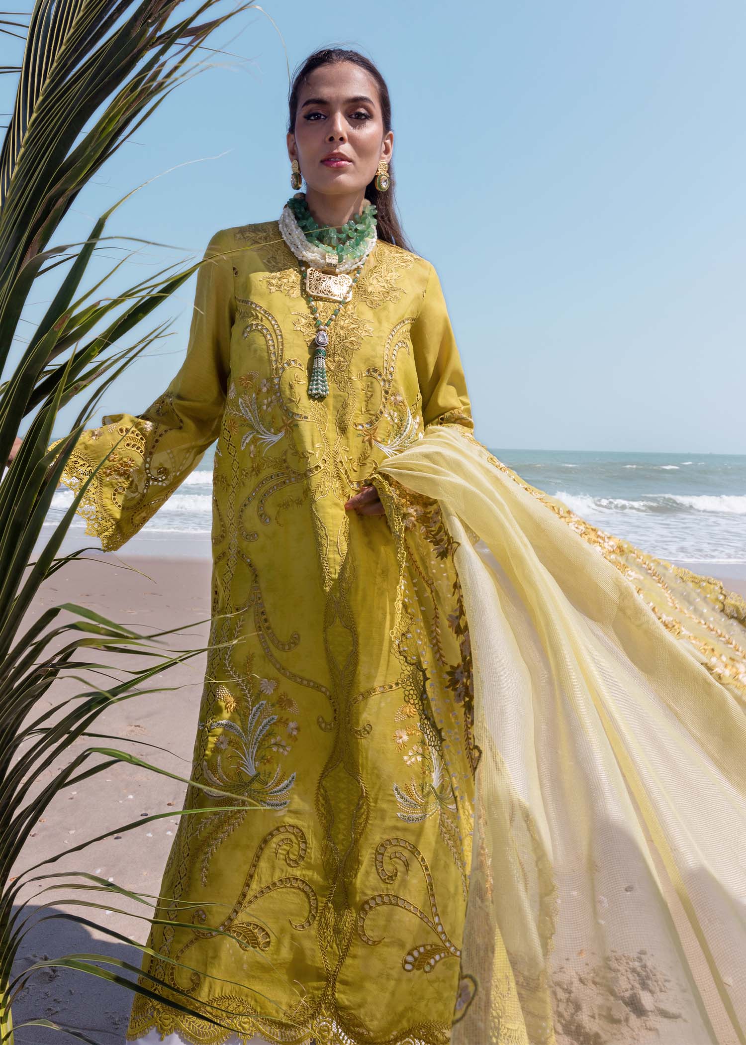 Saira Shakira Embroidered Luxury Lawn Unstitched 3Pc Suit SAMARA-A - Image 3
