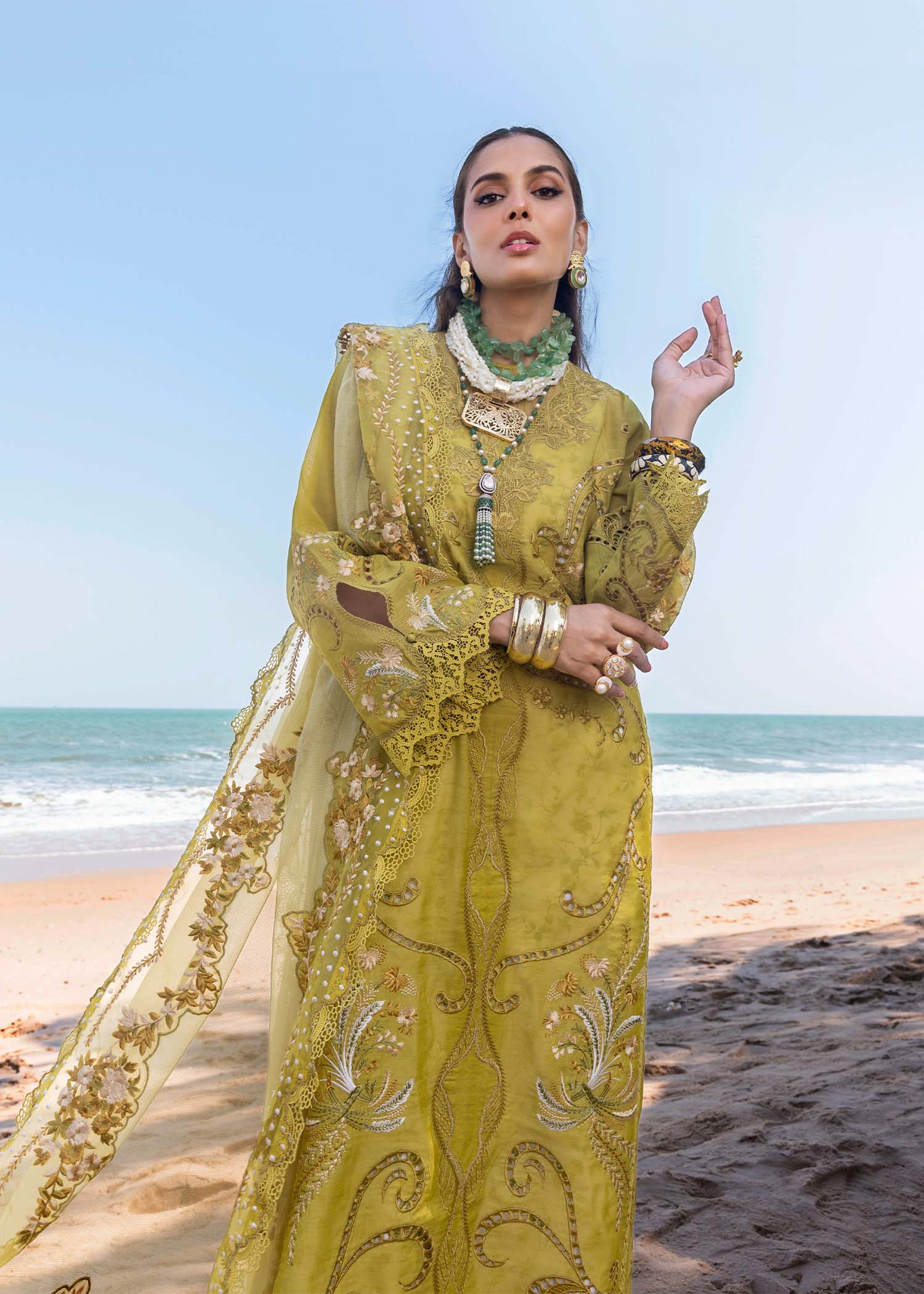 Saira Shakira Embroidered Luxury Lawn Unstitched 3Pc Suit SAMARA-A - Image 4